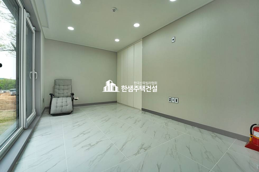 경기 고양일산동구 성석동 몬트리움 N.14 > 앞마당 > 전원주택 분양 매물번호 12655 사진 15