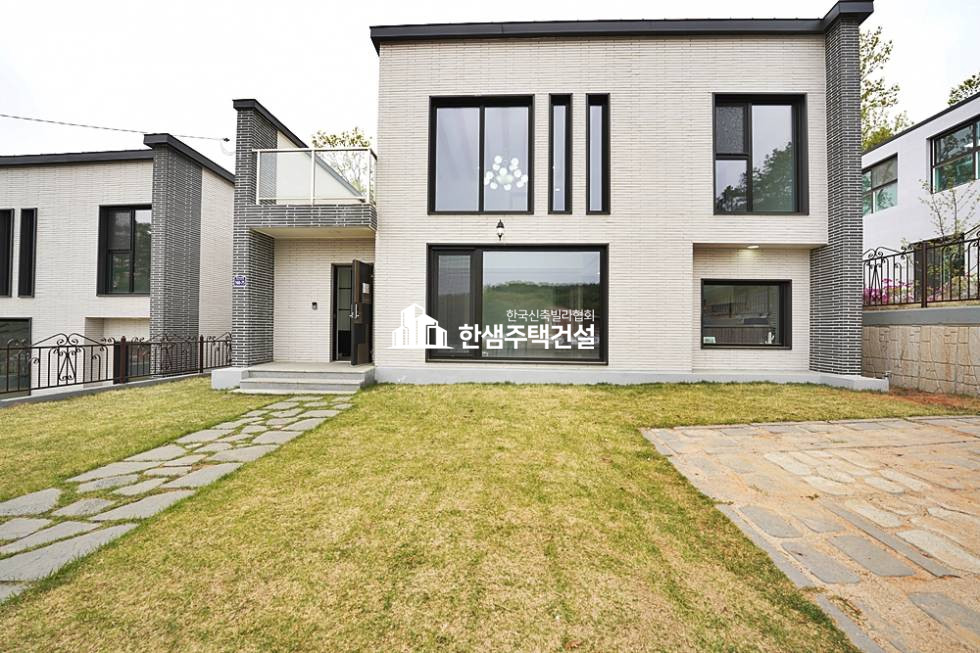 경기 고양일산동구 성석동 몬트리움 N.14 > 앞마당 > 전원주택 분양 매물번호 12655 사진 32