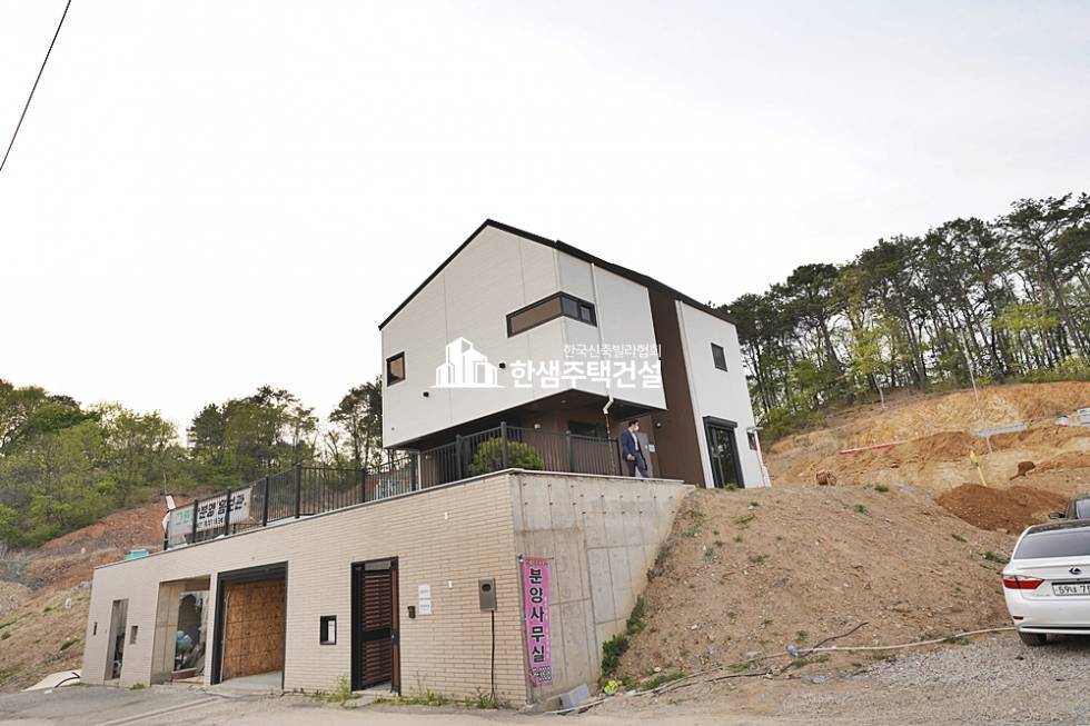 경기 파주시 조리읍 그린델 타운하우스 > 앞마당, 차고, 멀티룸 분양 매물번호 12670 사진 1