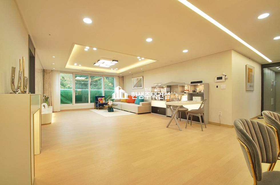 경기 부천원미구 도당동 세명파크 THE 숲 아파트 > 4룸 > 에어컨 5대 > 공원뷰 분양 매물번호 12599 사진 3