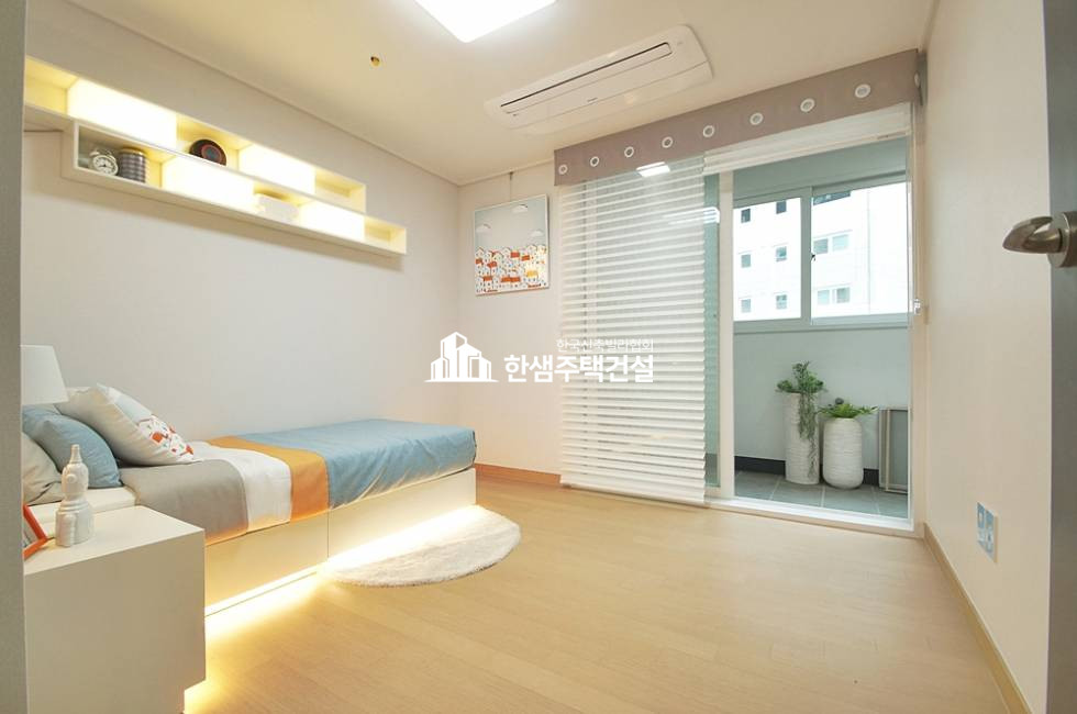 경기 부천원미구 도당동 세명파크 THE 숲 아파트 > 4룸 > 에어컨 5대 > 공원뷰 분양 매물번호 12599 사진 22
