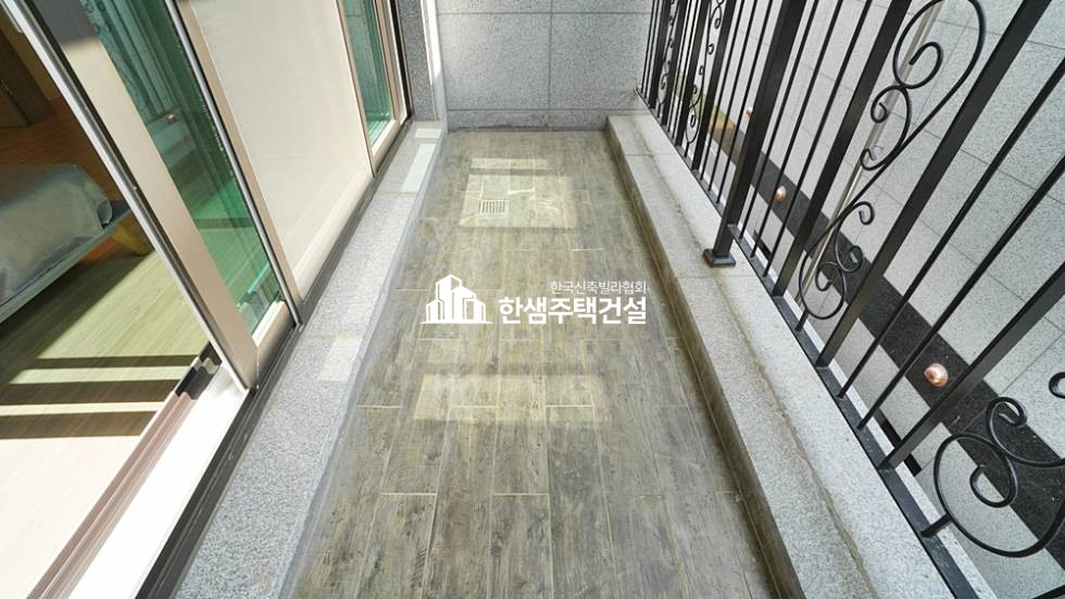 경기 광주시 오포읍 신현리 로데힐스 전원주택 B / 거실2, 방3, 앞마당 / 테라스 분양 매물번호 12300 사진 27