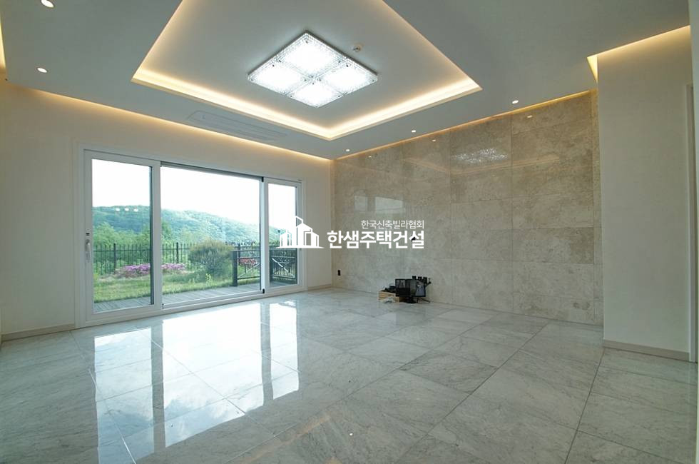 경기 광주시 오포읍 신현리 로데힐스 전원주택 A / 거실2, 방3, 앞마당 / 테라스 분양 매물번호 12299 사진 5