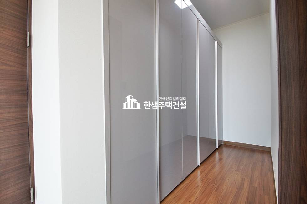 경기 광주시 오포읍 신현리 로데힐스 전원주택 A / 거실2, 방3, 앞마당 / 테라스 분양 매물번호 12299 사진 13