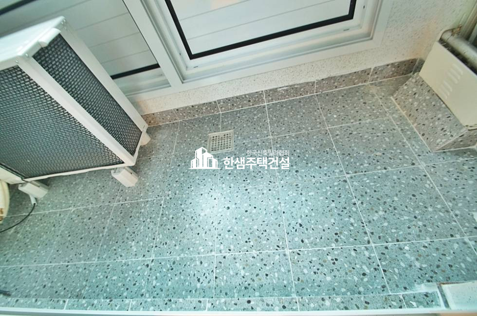 경기 부천원미구 도당동 스타파크힐 THE 숲 아파트 > 4룸 > 테라스 >창고 분양 매물번호 12602 사진 19