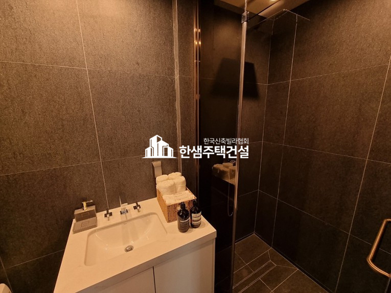 서울 서초구 방배동 서래마을 아코 [2룸 ,1룸 Type]2개동 23세대 분양 매물번호 13129 사진 6